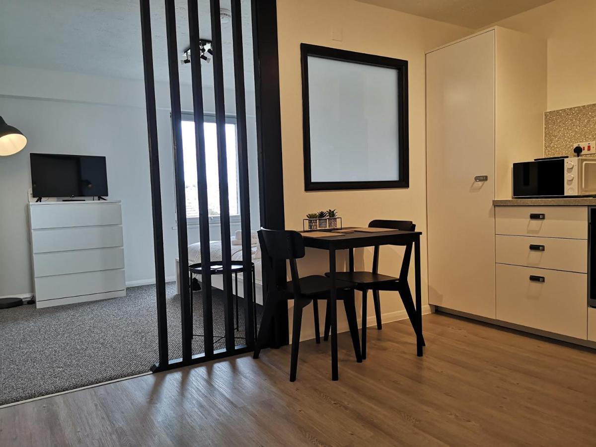 Апартаменты Eastcliff Escape Фолькустоун Экстерьер фото